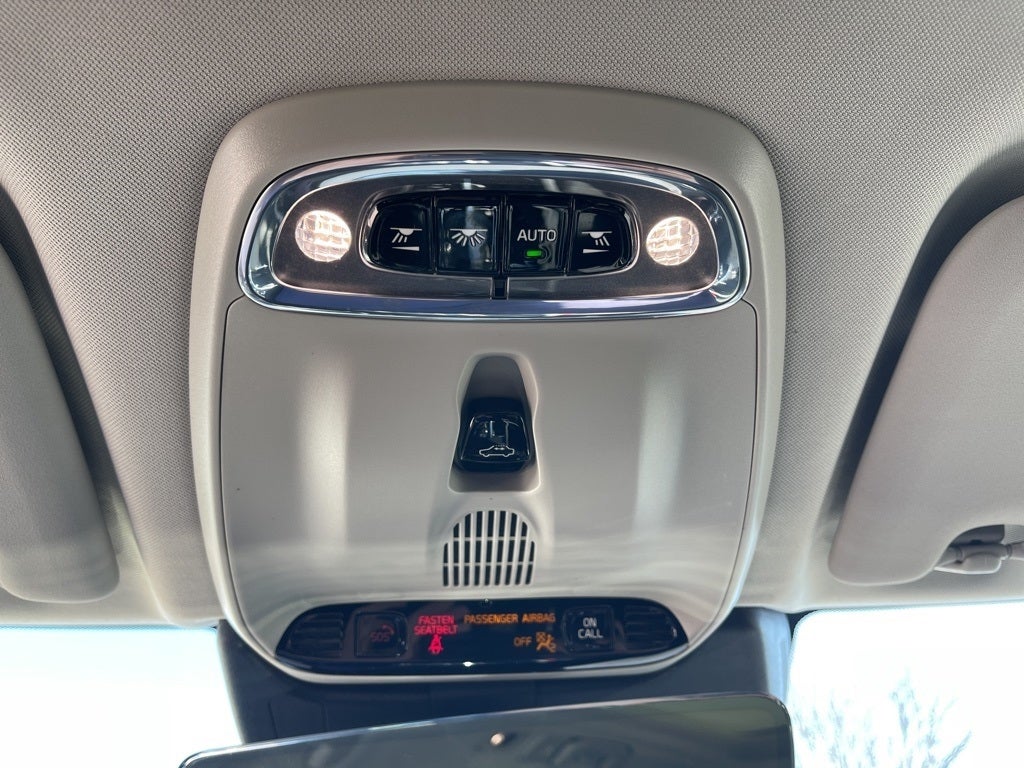 2019 Volvo XC60 Hybrid T8 Momentum